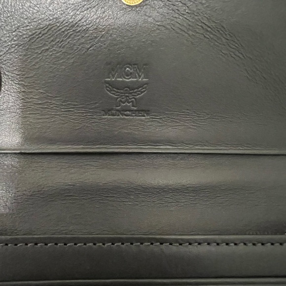 Authentic M C M trifold wallet - Picture 13 of 13